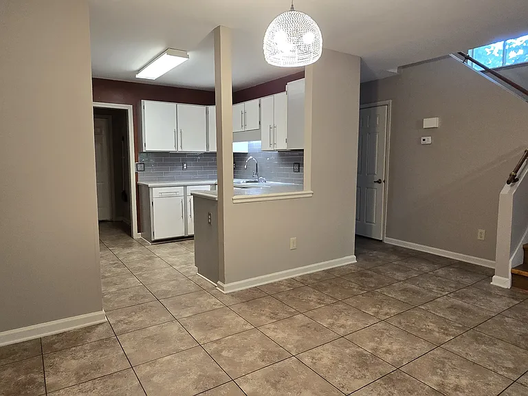 2025 Stoneycreek Dr #A — Photo 10