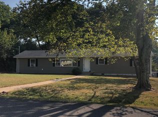 108 Caron Dr, Knoxville, TN 37912