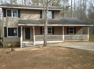 131 Roy Rd, Sharpsburg, GA 30277