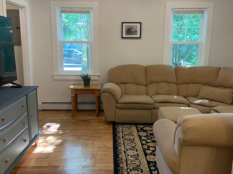 22 Maple St — Photo 6