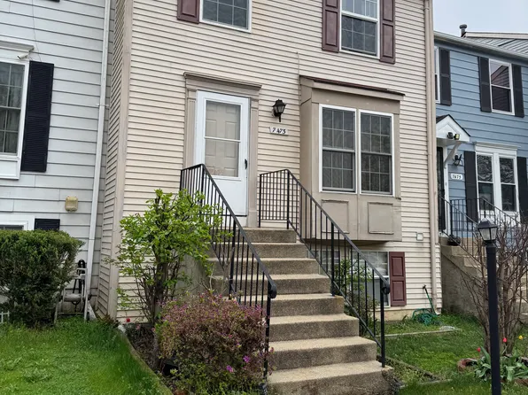 7473 Wounded Knee Rd, Lorton, VA 22079