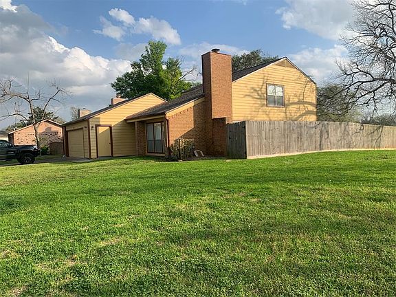2nd image of 3647 Palm Grove Dr
