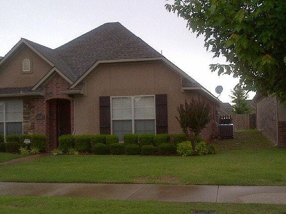 3112 Stoneway Side