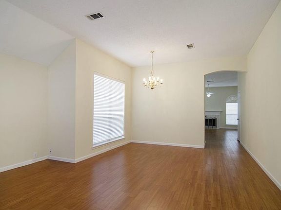 3rd image of 5808 Coldcreek Ct