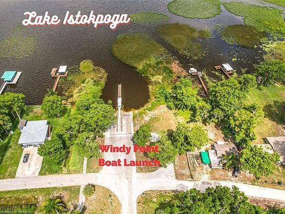 3rd image of 145 Highlands Lake Dr