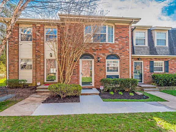 2nd image of 6525 Deane Hill Dr APT 27