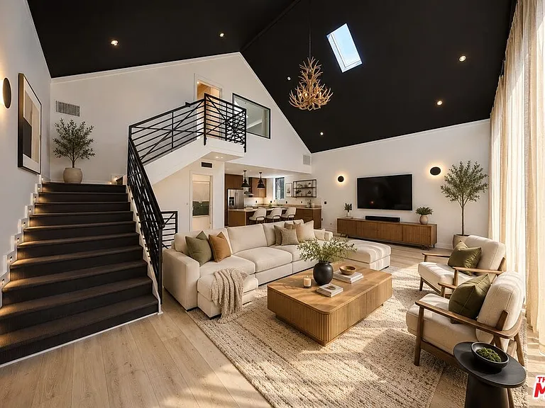 2230 Glendale Blvd — Photo 4