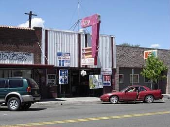 2nd image of 218 S Wapato Ave