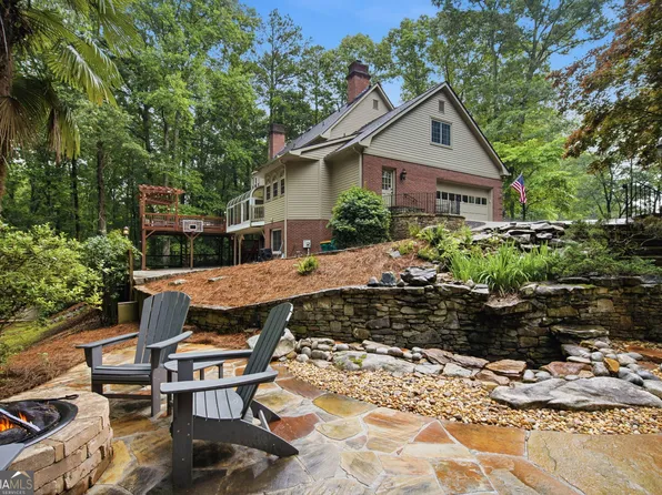 10025 Farm Brook Ln, Johns Creek, GA 30022