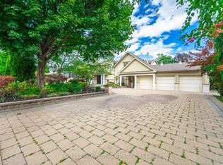 2197 Courrier Ln, Mississauga, ON L5C1V1