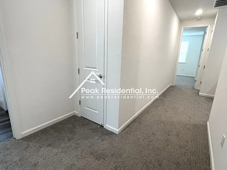 2943 Toulouse Walk — Photo 20