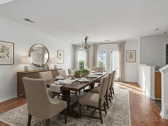 4th image of 4834 Willow Brook Ln
