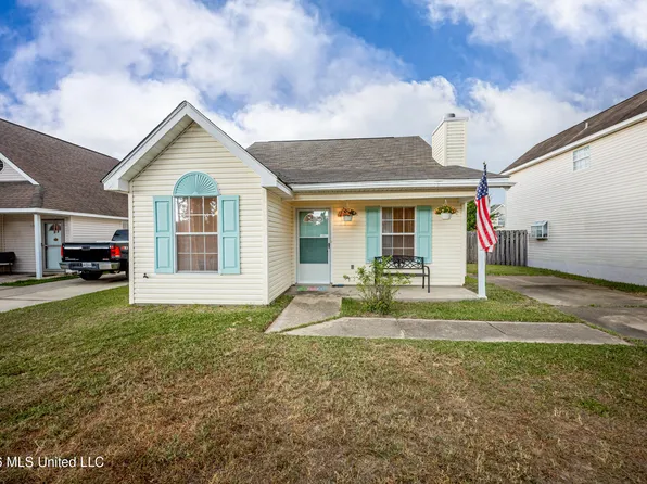 4631 Laurelwood Dr, Diberville, MS 39540