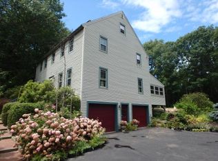 23 Earle Dr, Lee, NH 03861