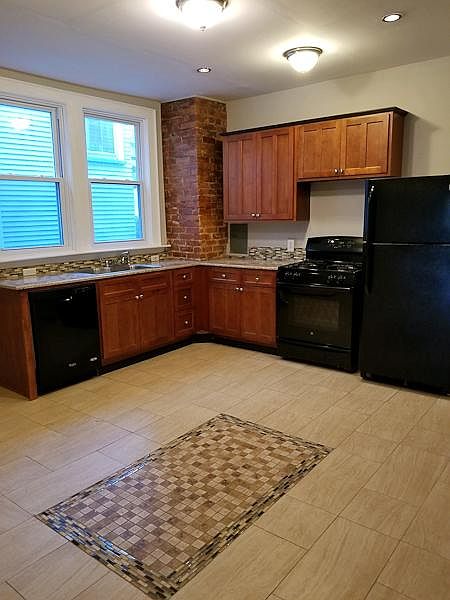 1st image of 134 Saint James Pl