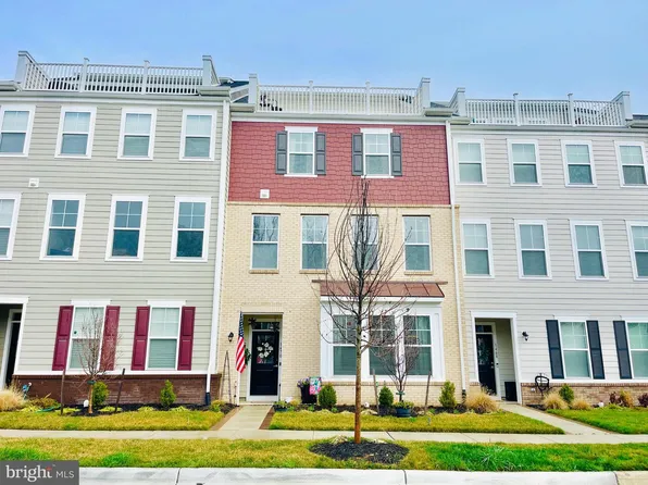 1470 Meadowlark Glen Rd, Dumfries, VA 22026