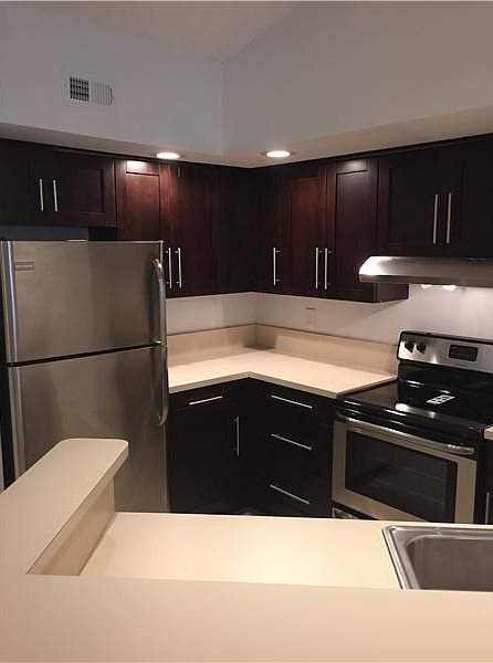 1st image of 663 Vista Isles Dr APT 1726