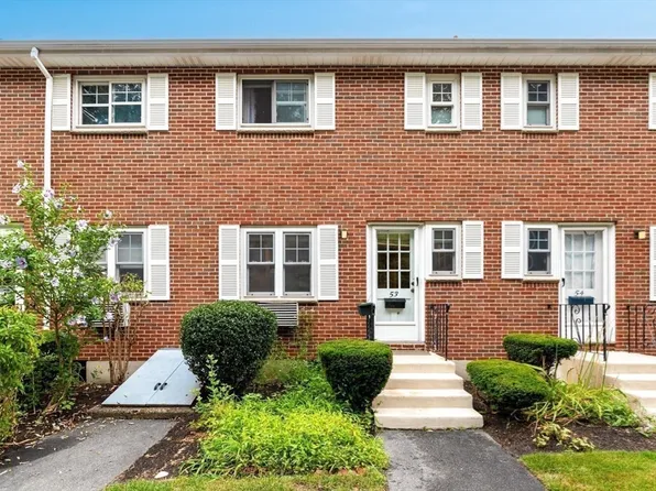 53 Emerson Gardens Rd Unit 53, Lexington, MA 02420