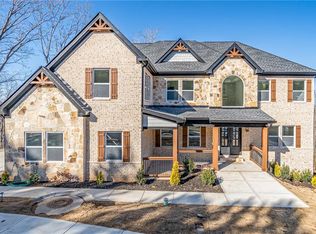 4212 Mulberry Pass Dr, Hoschton, GA 30548