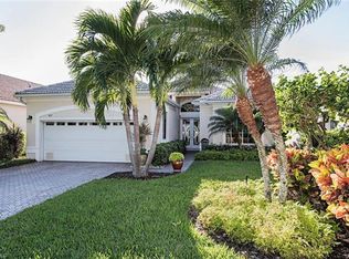 467 Tullamore Ln, Naples, FL 34110