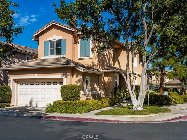 18 Santa Victoria Aisle, Irvine, CA 92606