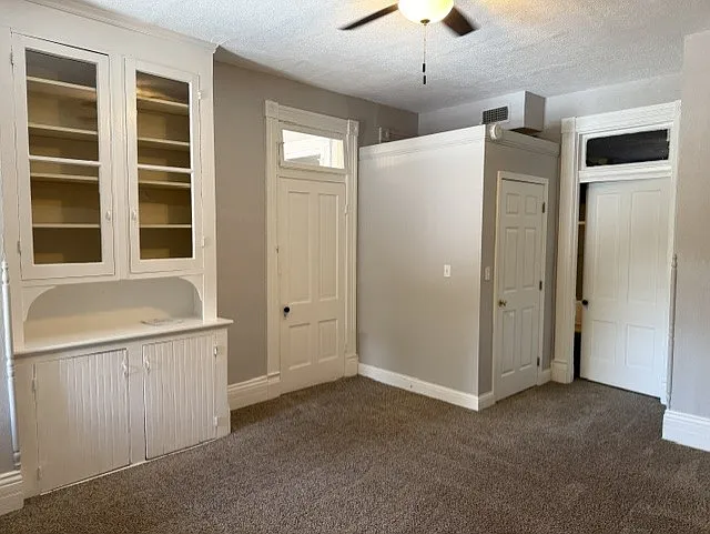 218 W Saint Louis St #A — Photo 6