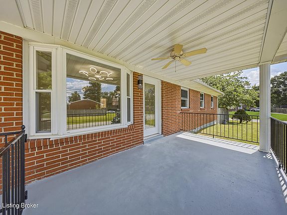 5th image of 192 Strickland Way