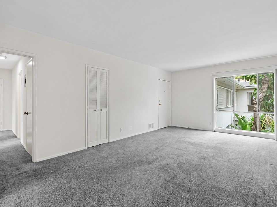 1st image of 1625 N Laurel Ave APT 27