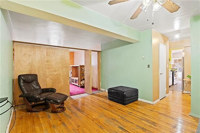 1st image of 2420 Morris Ave