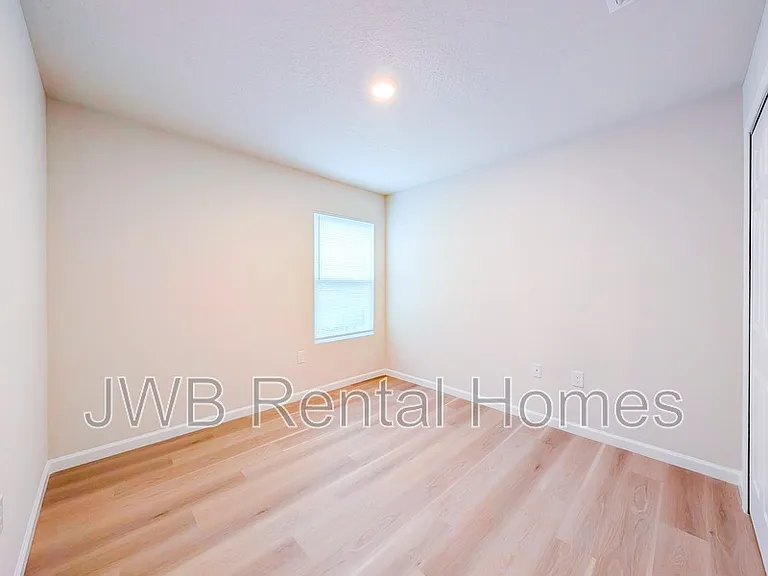 8301 Galveston Ave — Photo 8
