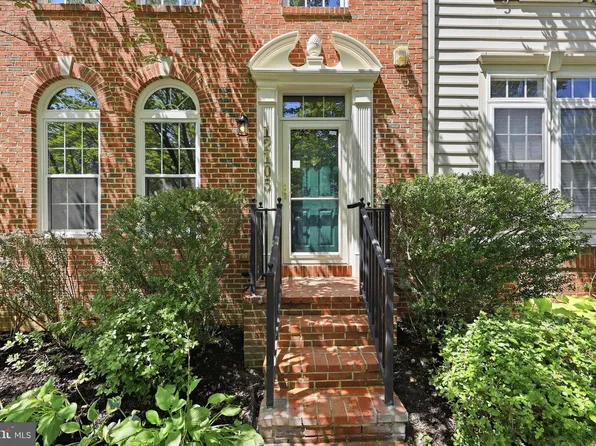 12105 Pond Pine Dr, Clarksburg, MD 20871