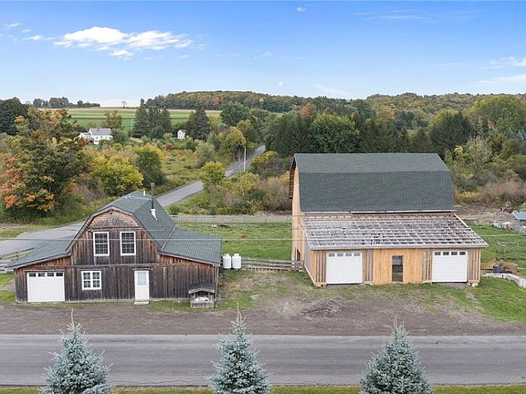 2nd image of 1390 Stevens Rd