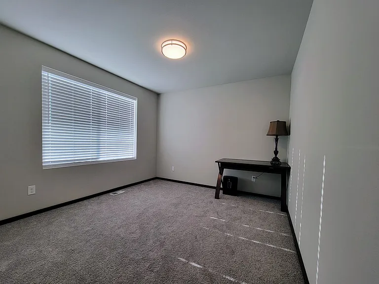 5050 Granger St — Photo 15