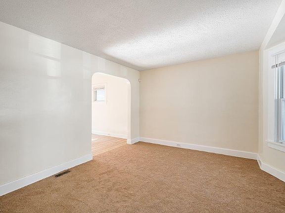 2nd image of 2141 W 105th St