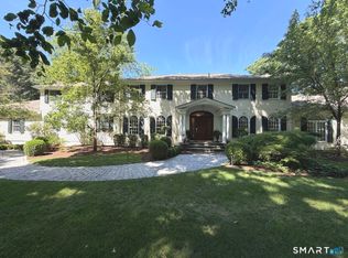 490 Lost District Dr, New Canaan, CT 06840