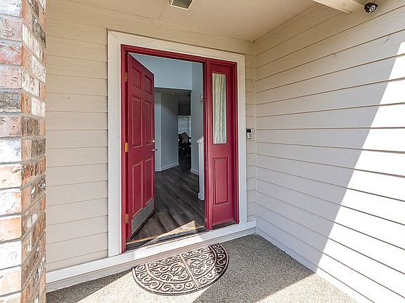 3rd image of 4815 244th Street Ct E