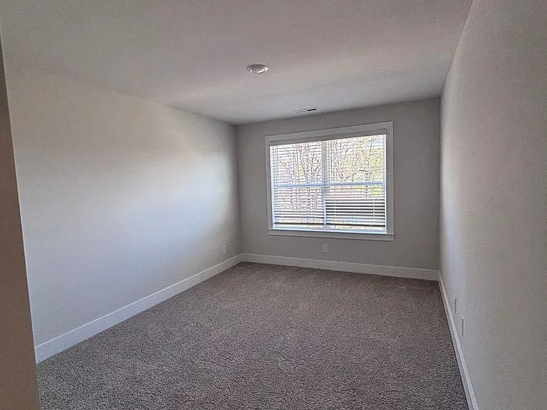4634 Dogwood Pl — Photo 7