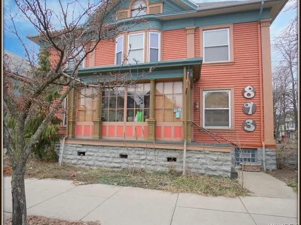 203 Saint James Pl, Buffalo, NY 14222