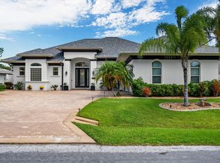 6 Chestnut Ct, Palm Coast, FL 32137