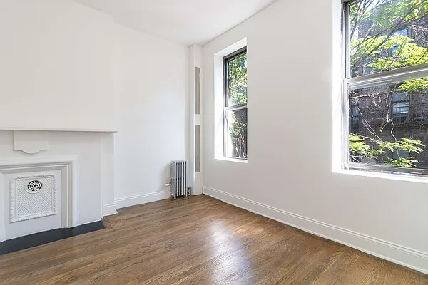 Rented by Bold New York | media 29