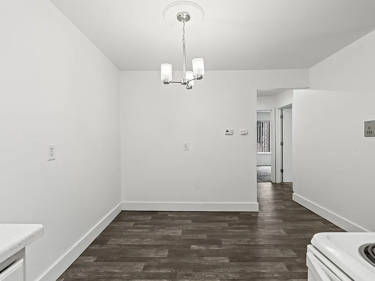 French Quarter Apartments — Photo 9