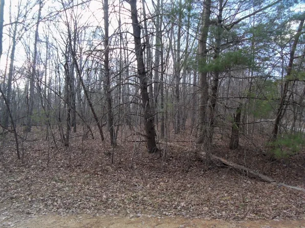 108 Christopher Ln, Crossville, TN 38558