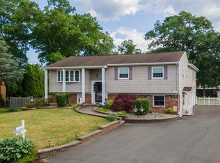 240 Eastham Rd, Point Pleasant, NJ 08742