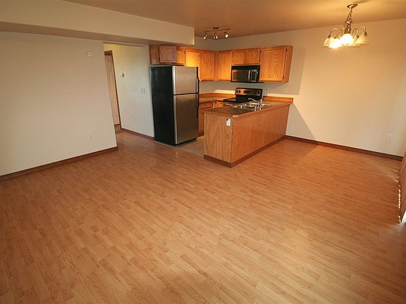 5th image of 510/512 S Arthur St