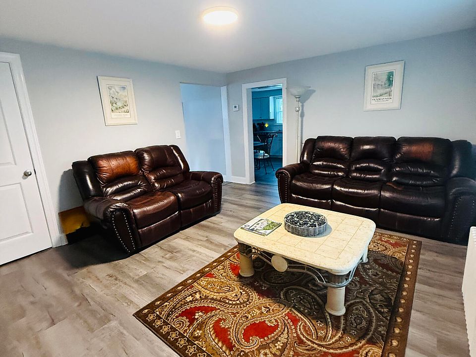 1st image of 706 W Park Ave #2025
