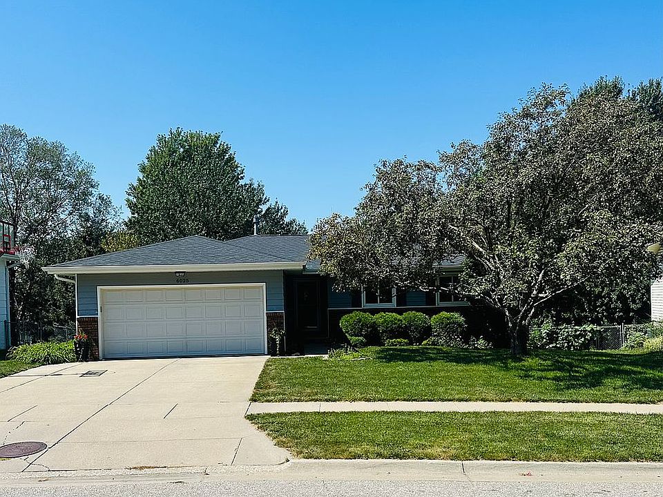 1st image of 6025 S 42nd St