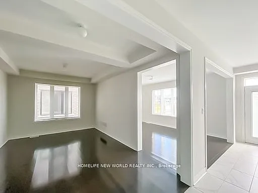 77 Brookfam St — Photo 7