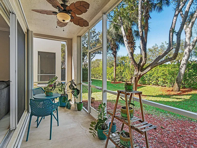9911 Porta Leona Ln — Photo 15