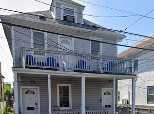 217 Beach 31st St #2, Far Rockaway, NY 11691