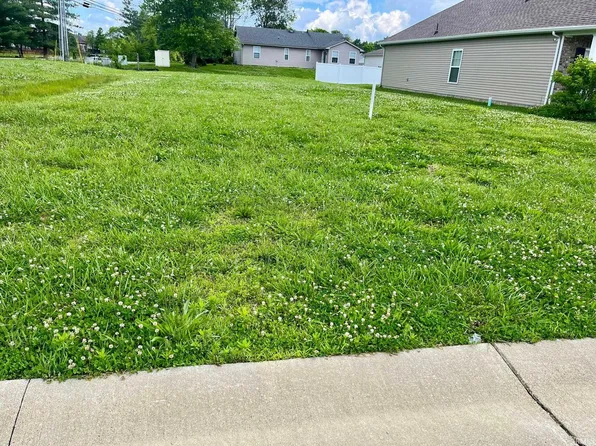 3028 Fehme Ct, Evansville, IN 47725